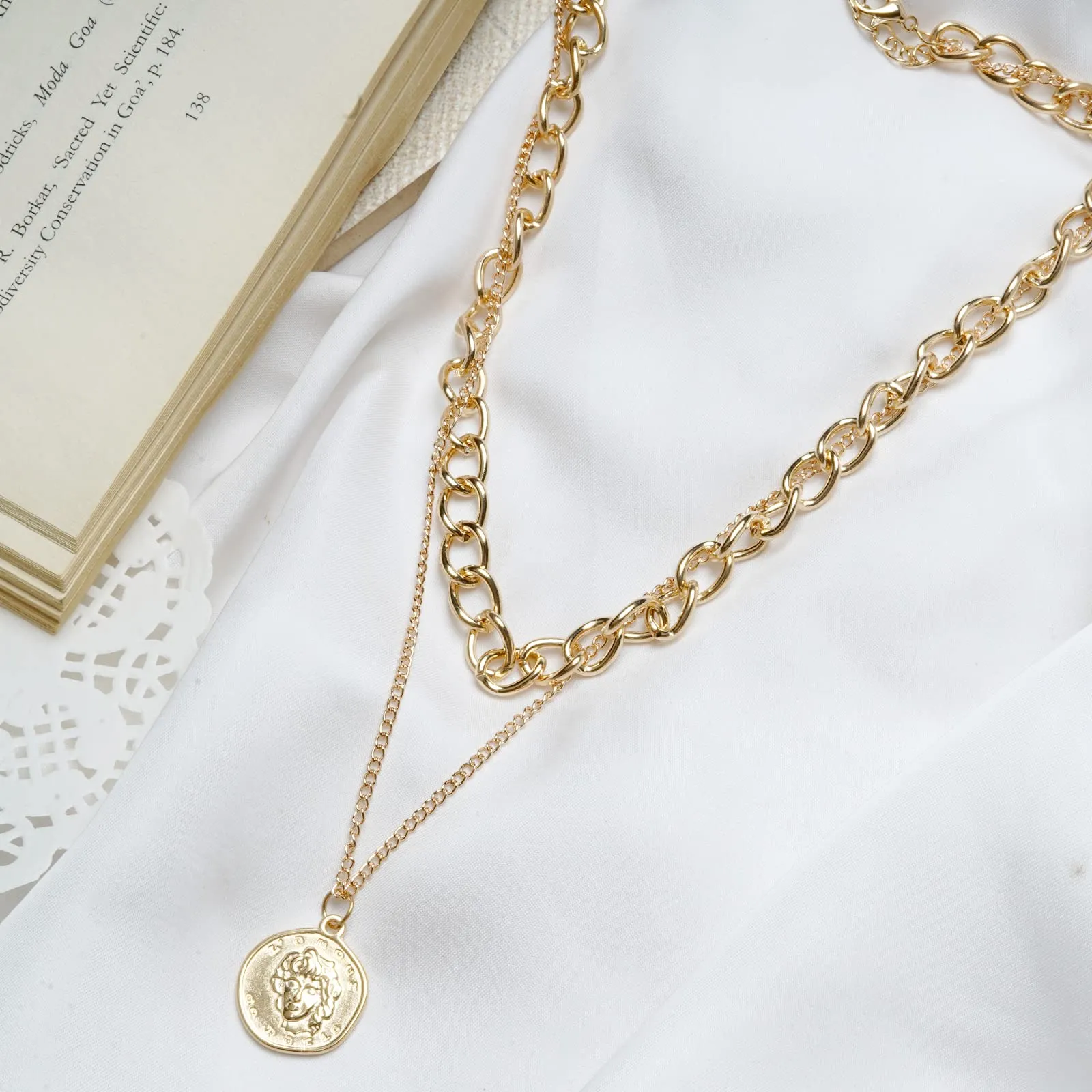 Joker & Witch Nodo Chain Link Gold Layered Necklace