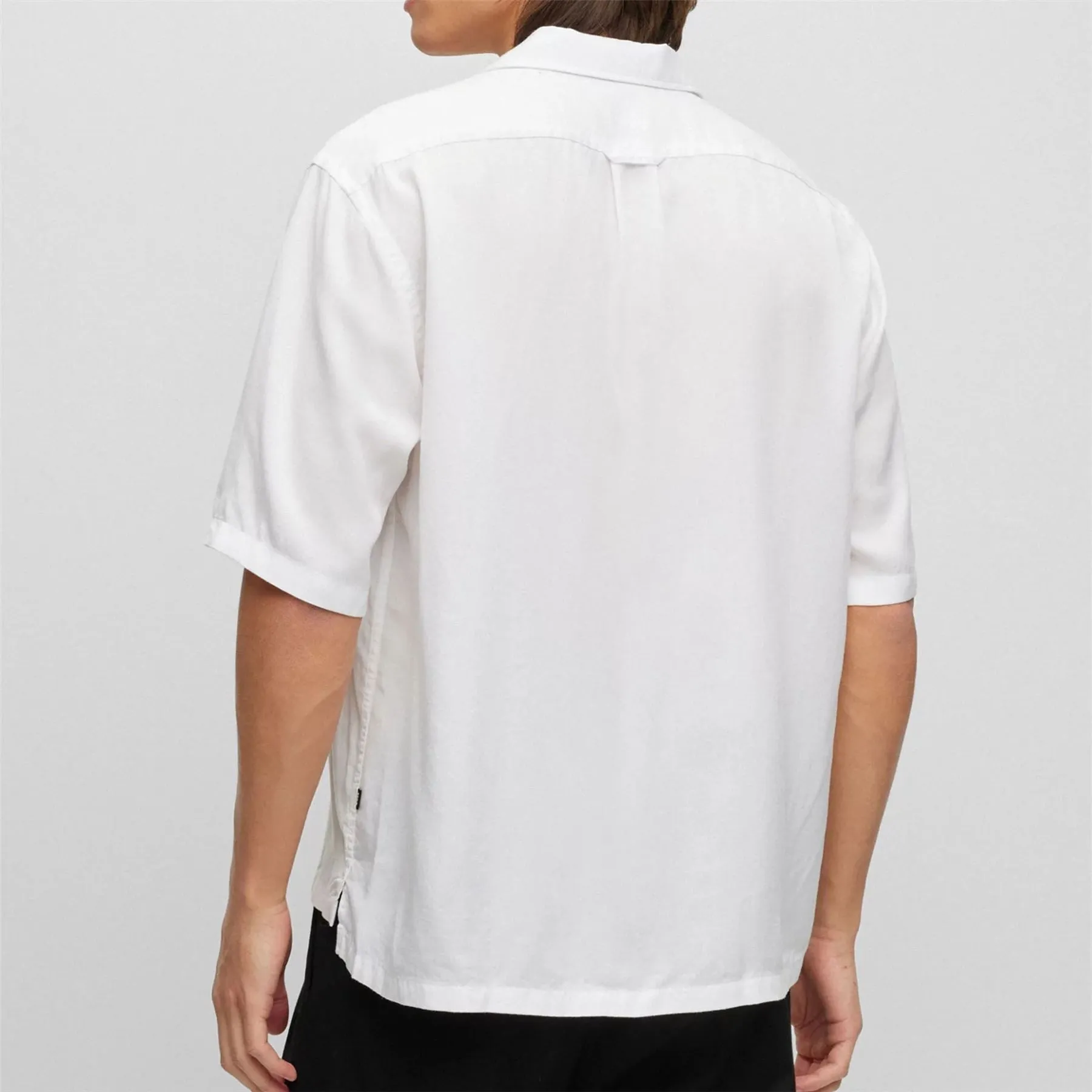 Lars 02 White - SS23